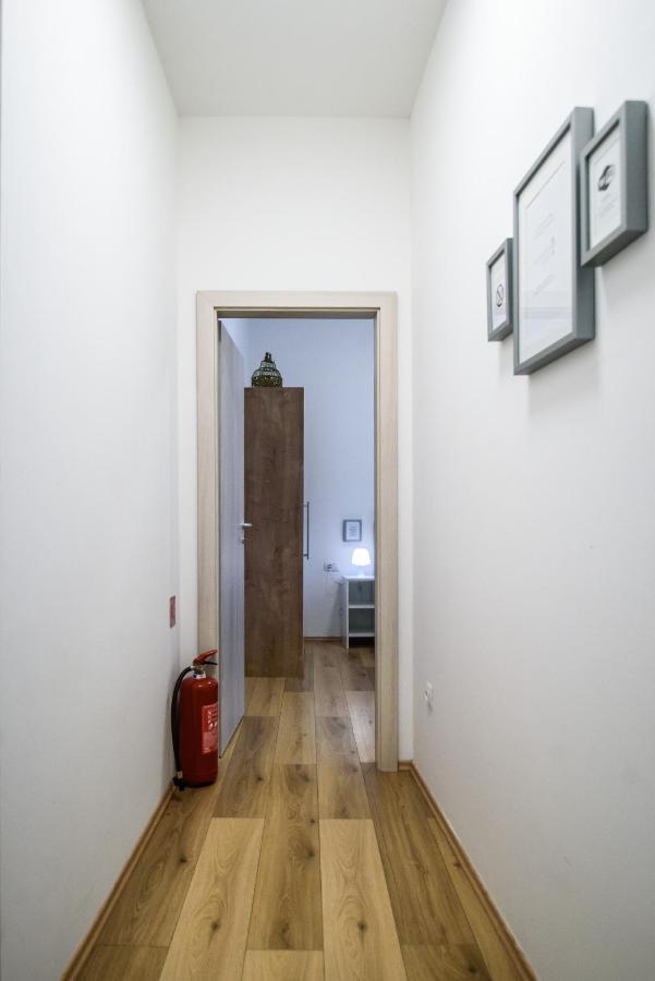 Street Buzz Old Town Apartment By Duhomes 杜布罗夫尼克 外观 照片